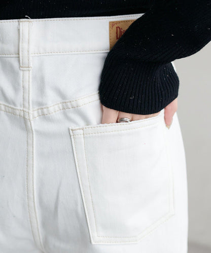 【Discoat】防潑水白色牛仔褲