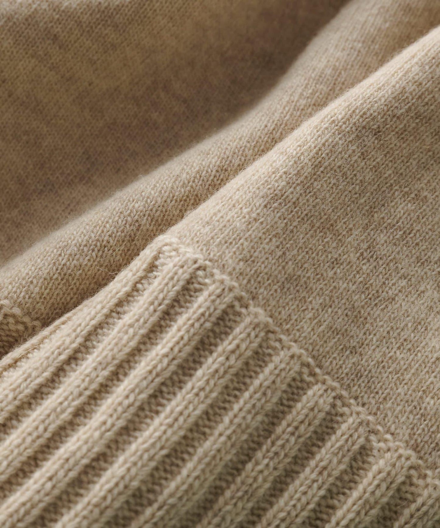 【Drawing Numbers】接結寬鬆高領針織衫