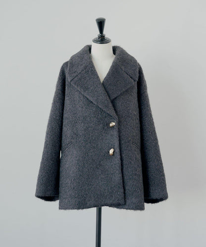 金色紐扣毛邊寬鬆大衣