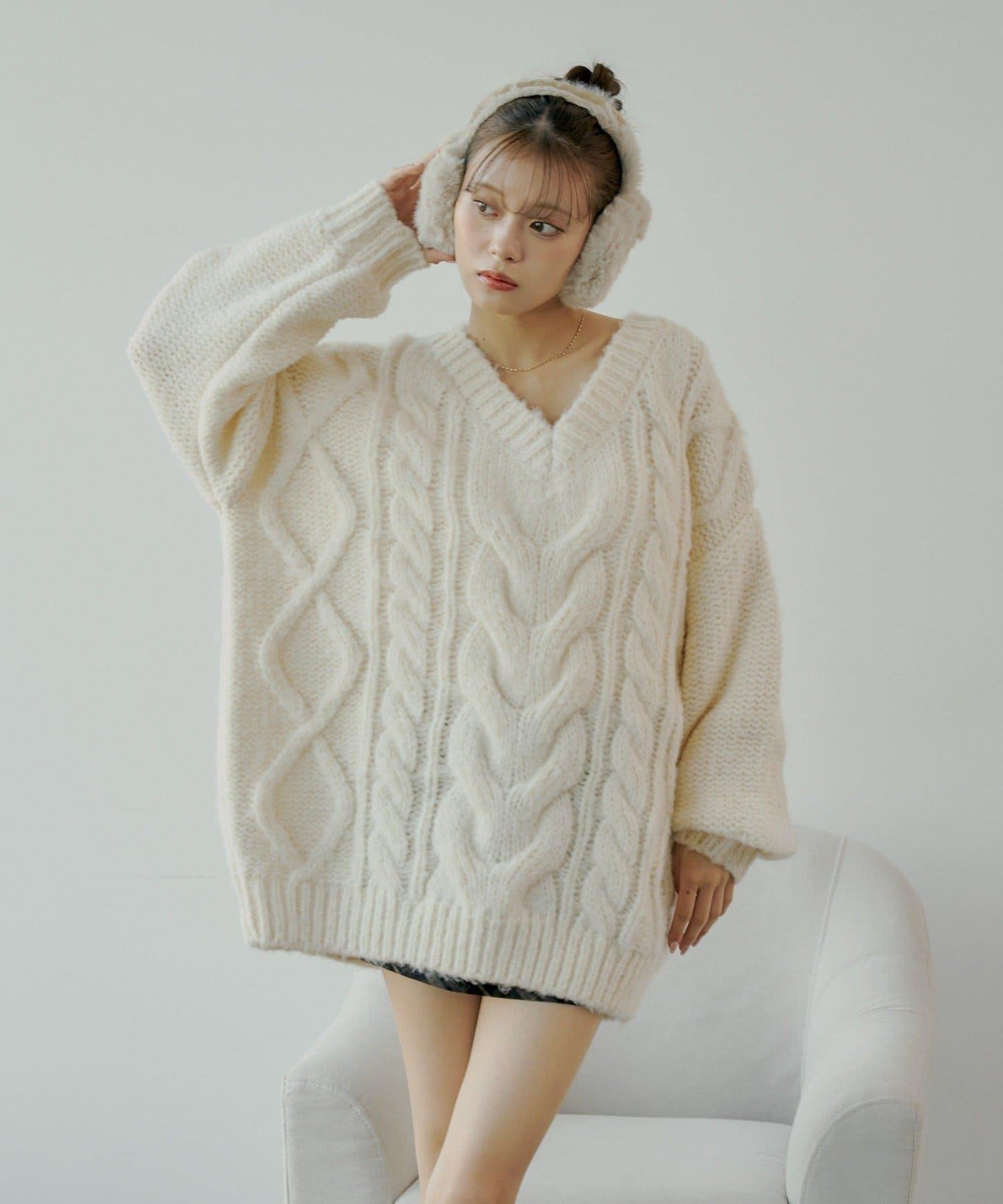 麻花V領寬鬆針織連衣裙