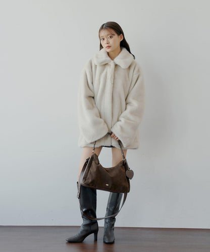 金色紐扣中長款毛絨大衣