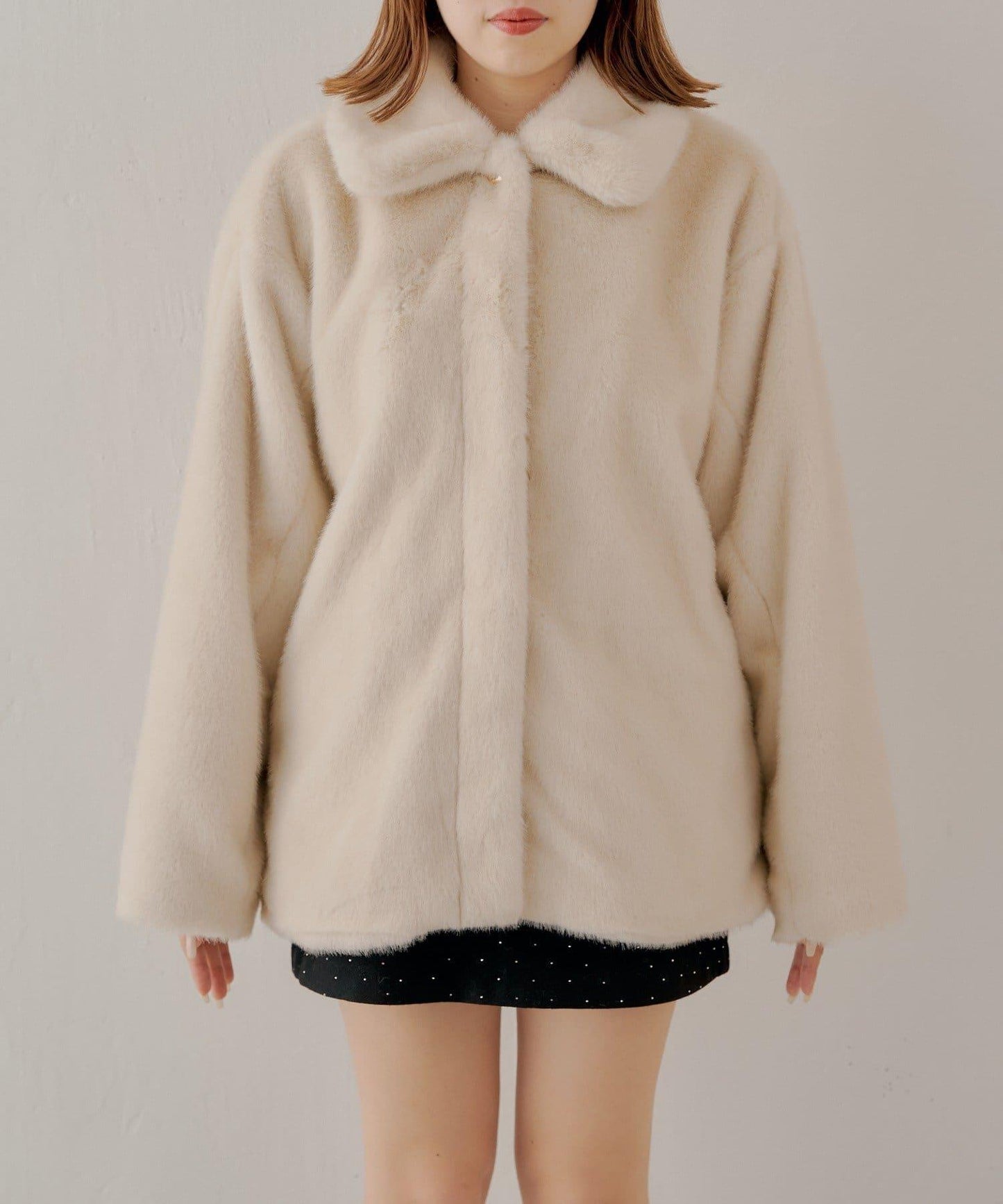 金色紐扣中長款毛絨大衣