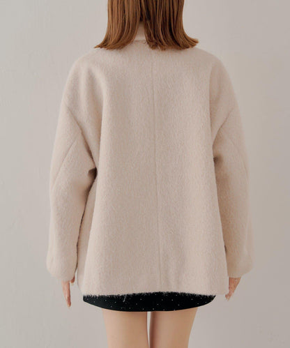 金色紐扣毛邊寬鬆大衣