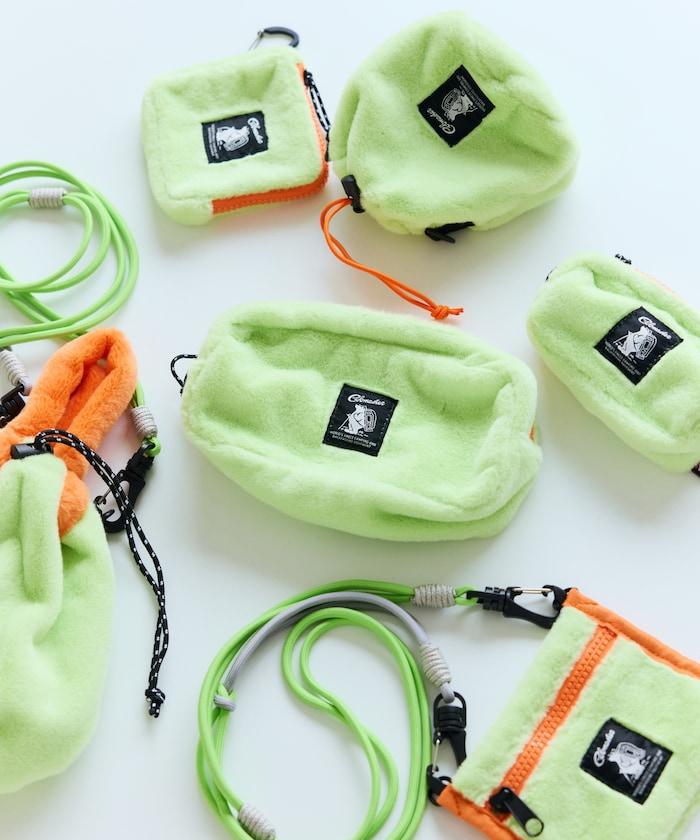 特別款絨毛方形收納包 M