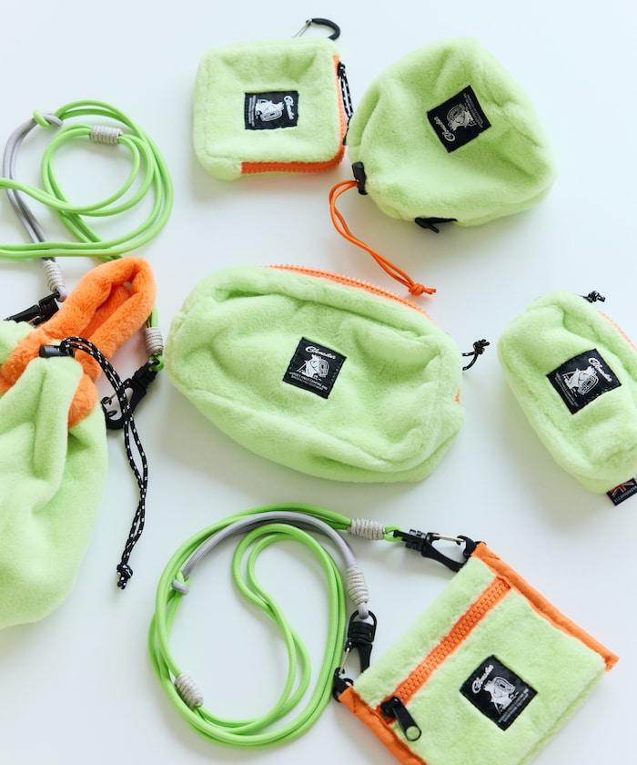 特別款絨毛方形收納包 M