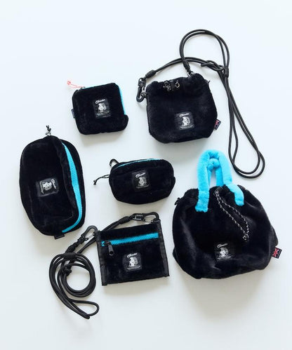 特別款絨毛方形收納包 M