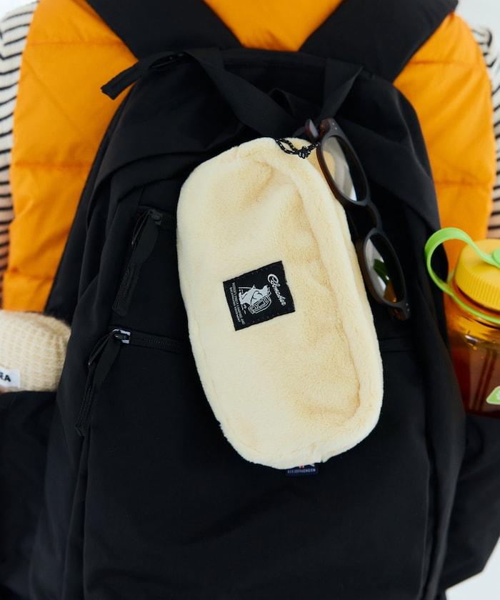 特別款絨毛方形收納包 M