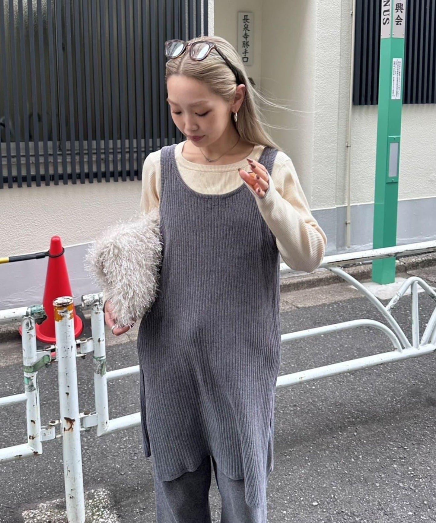 【PON企畫】顯瘦前後兩穿毛絨針織吊帶長款上衣