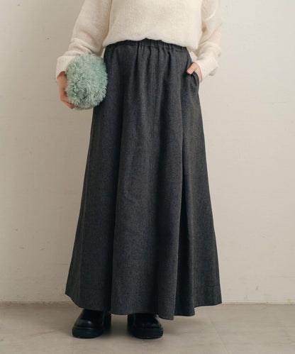 粘合斜紋呢半身裙