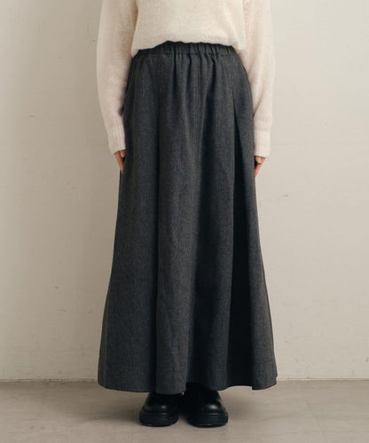 粘合斜紋呢半身裙