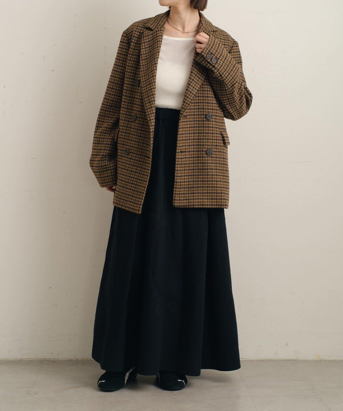 粘合斜紋呢半身裙