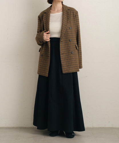 粘合斜紋呢半身裙