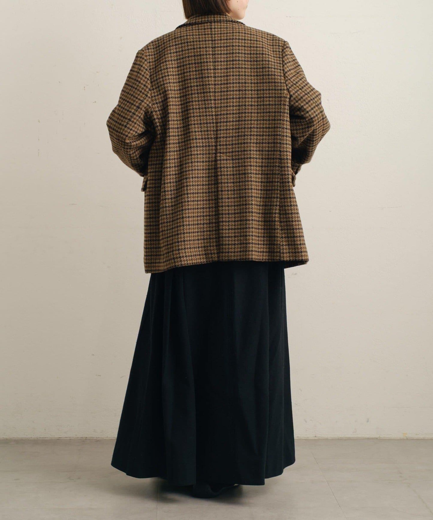 粘合斜紋呢半身裙