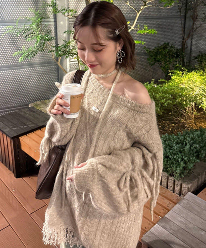 【あやっち(@_acoba_)企畫】麻花編織蝴蝶結流蘇一字肩針織衫