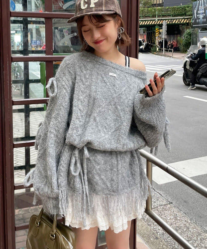 【あやっち(@_acoba_)企畫】麻花編織蝴蝶結流蘇一字肩針織衫