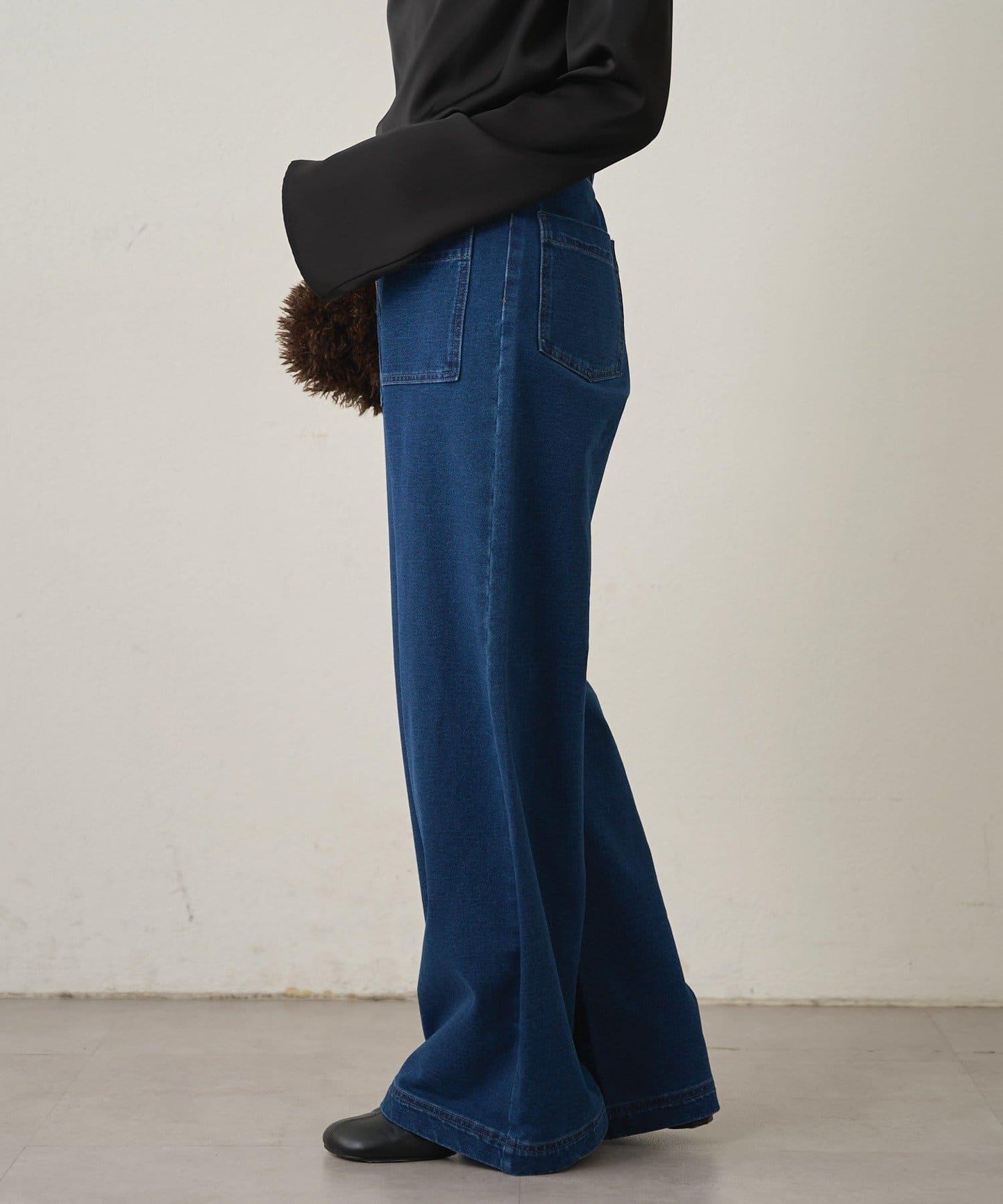 衛衣牛仔喇叭褲