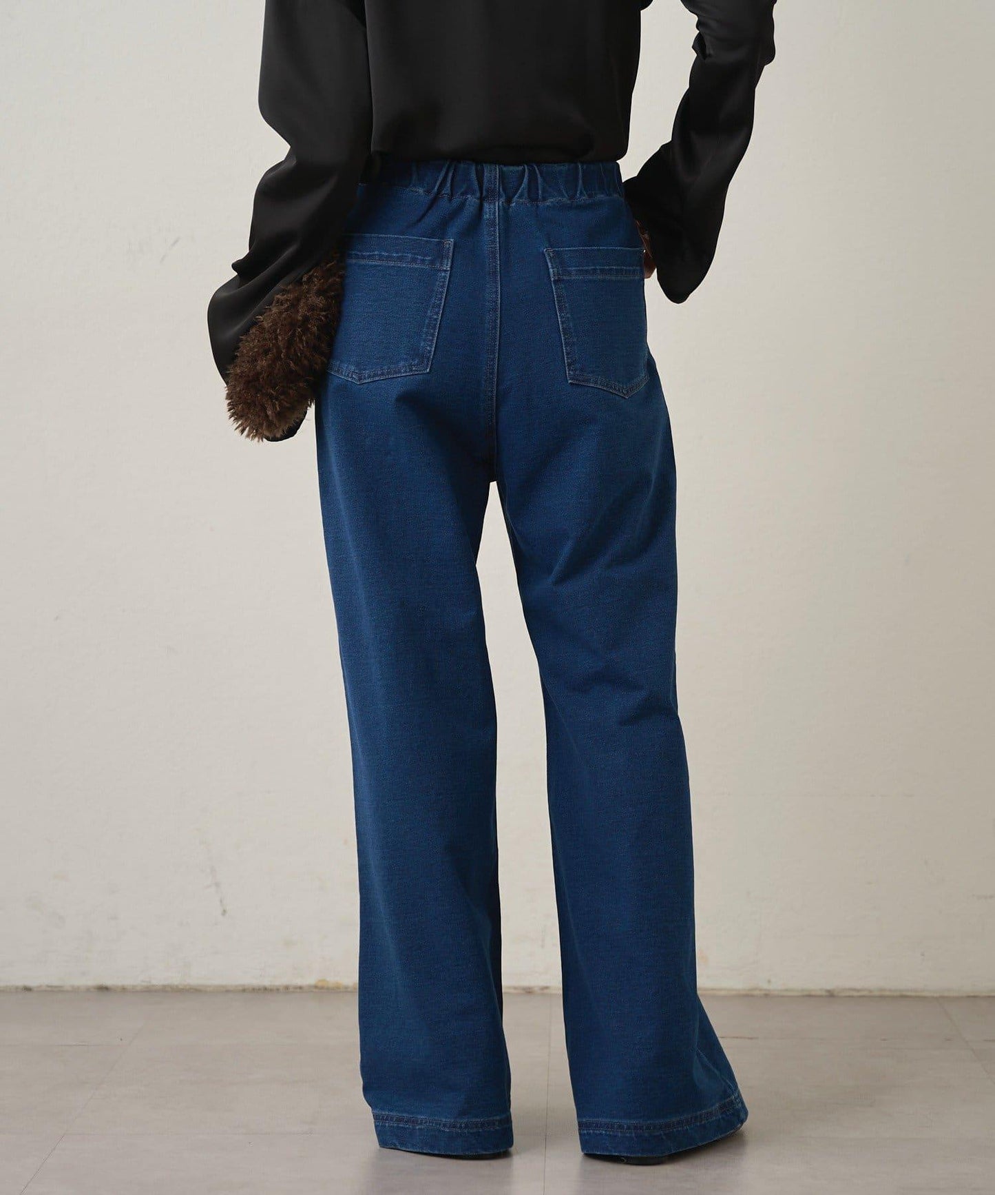 衛衣牛仔喇叭褲