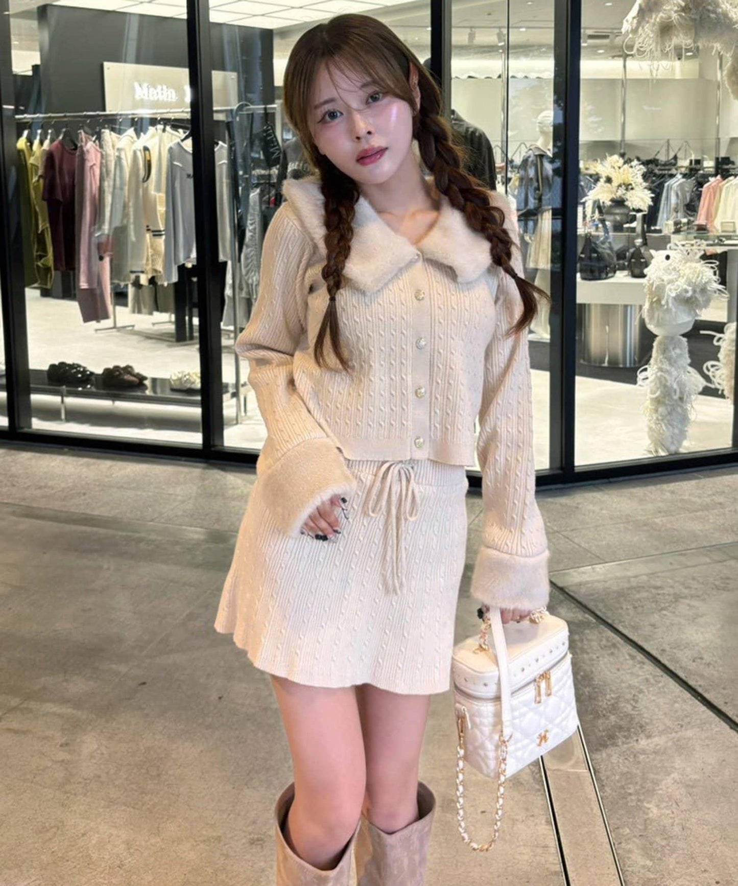 【Nono企畫】毛絨翻領麻花針織套裝