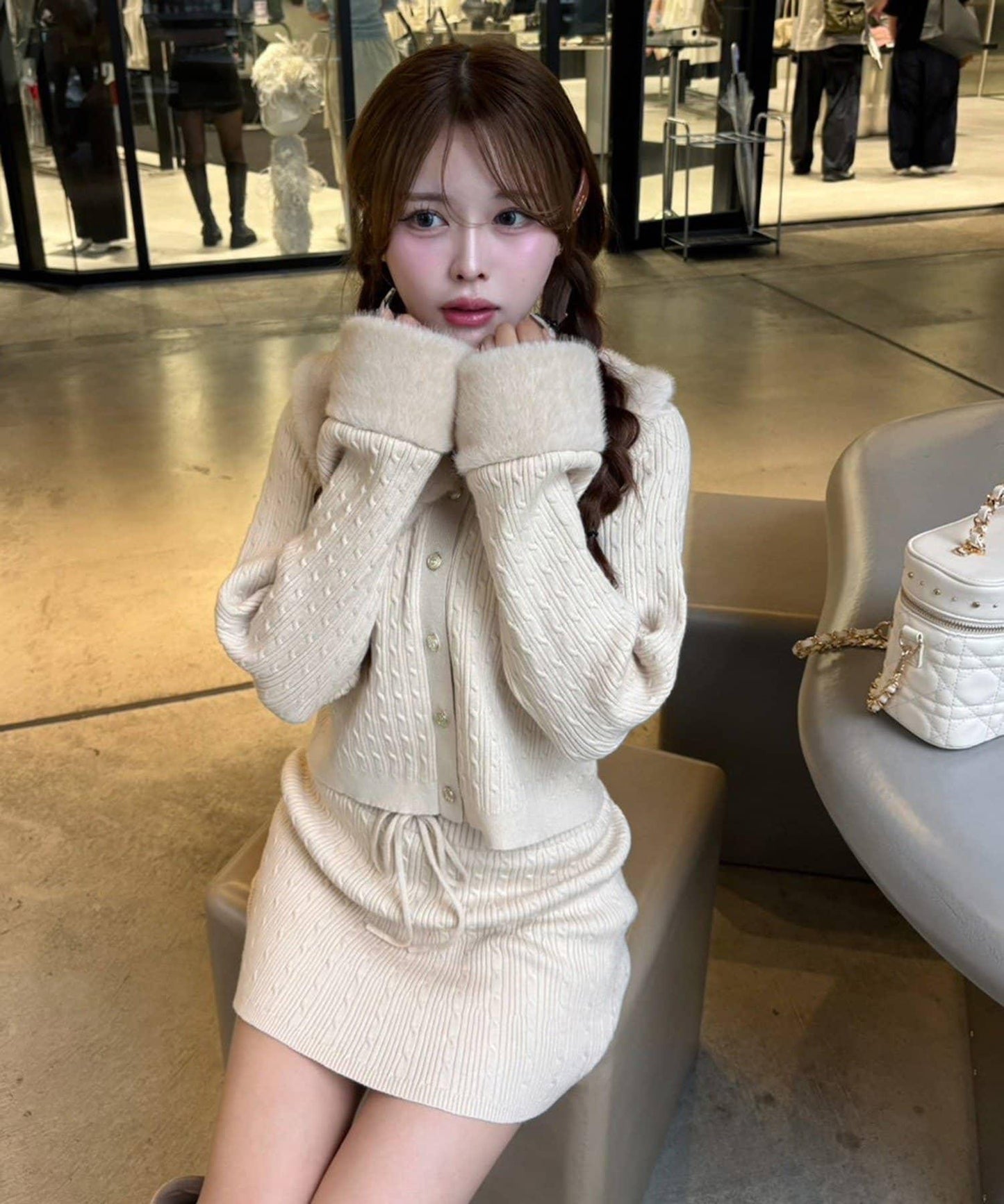 【Nono企畫】毛絨翻領麻花針織套裝