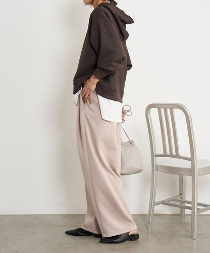 曲線剪裁束身褲