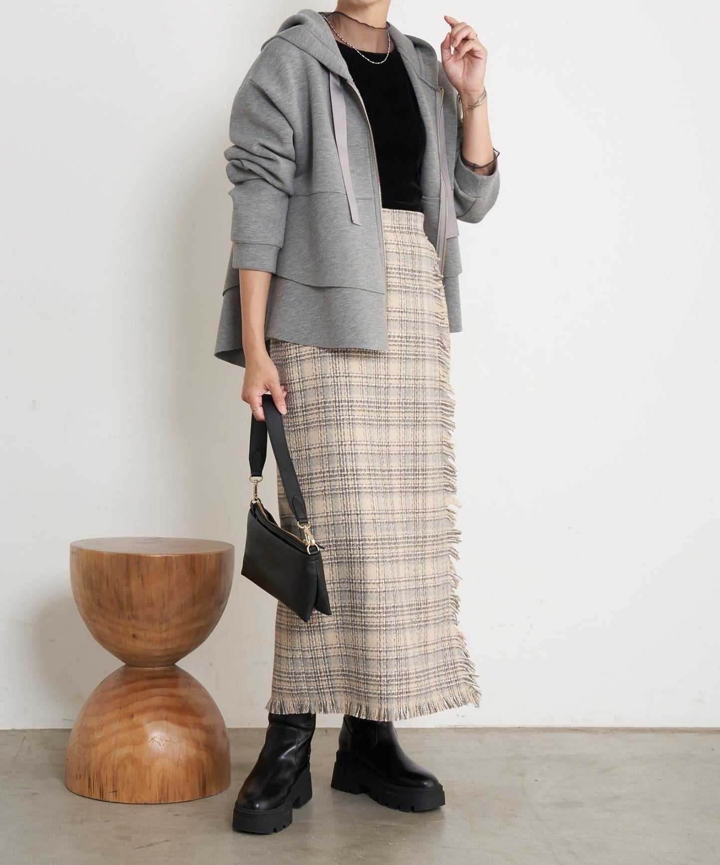 格紋流蘇修身半身裙