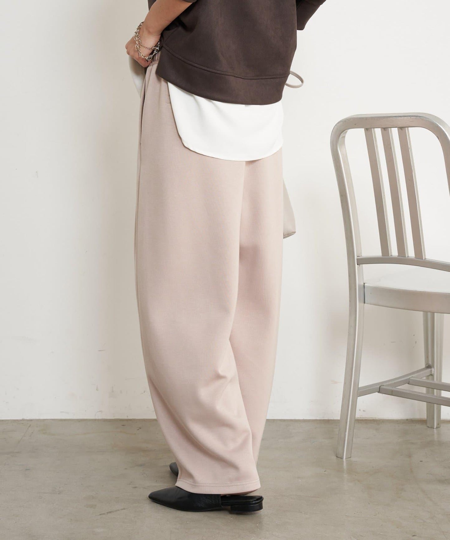 曲線剪裁束身褲