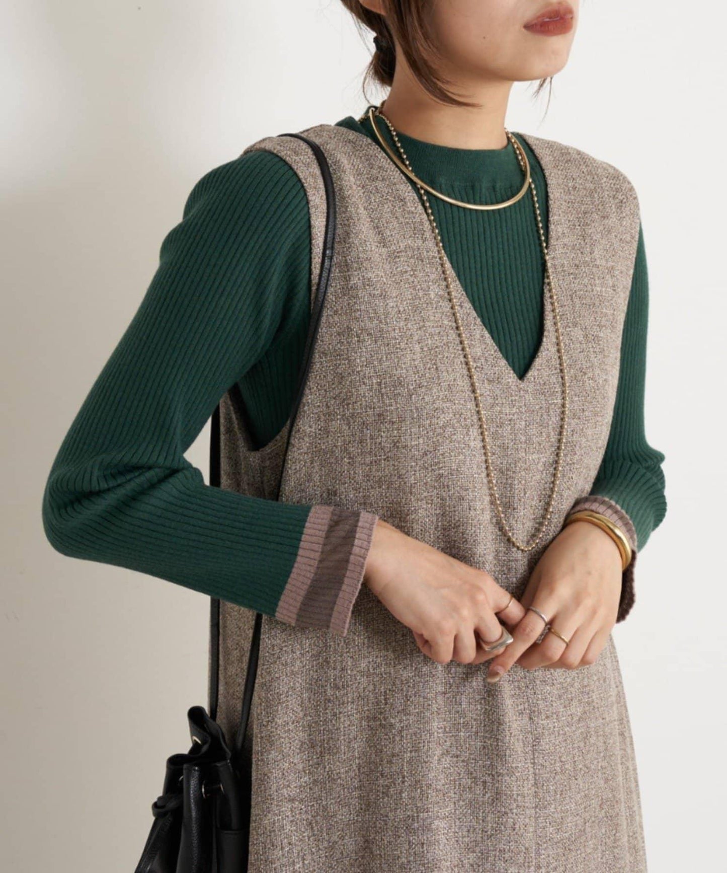 袖部透視拼接羅紋針織衫