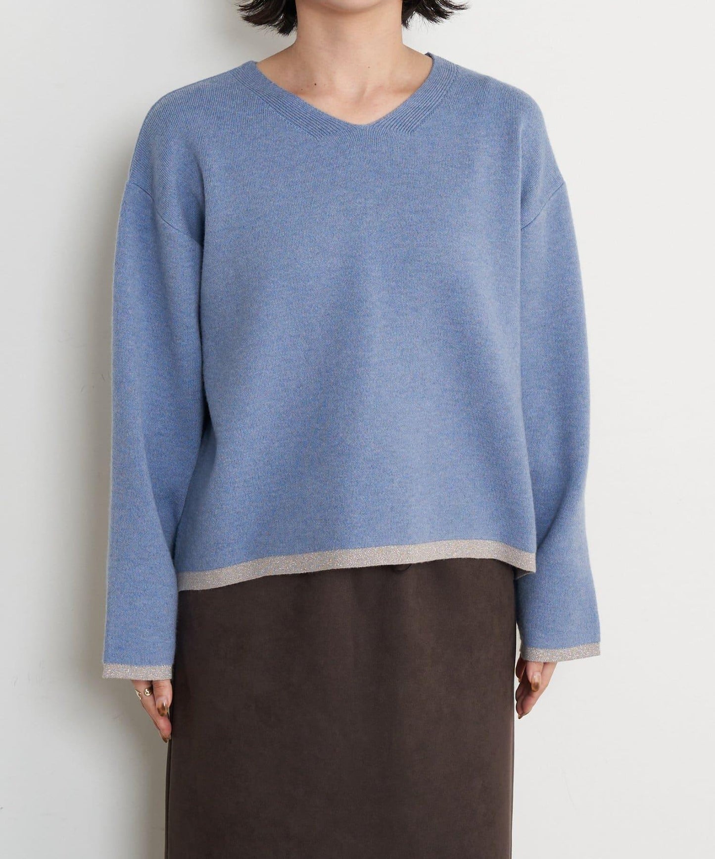 亮絲線V領針織衫