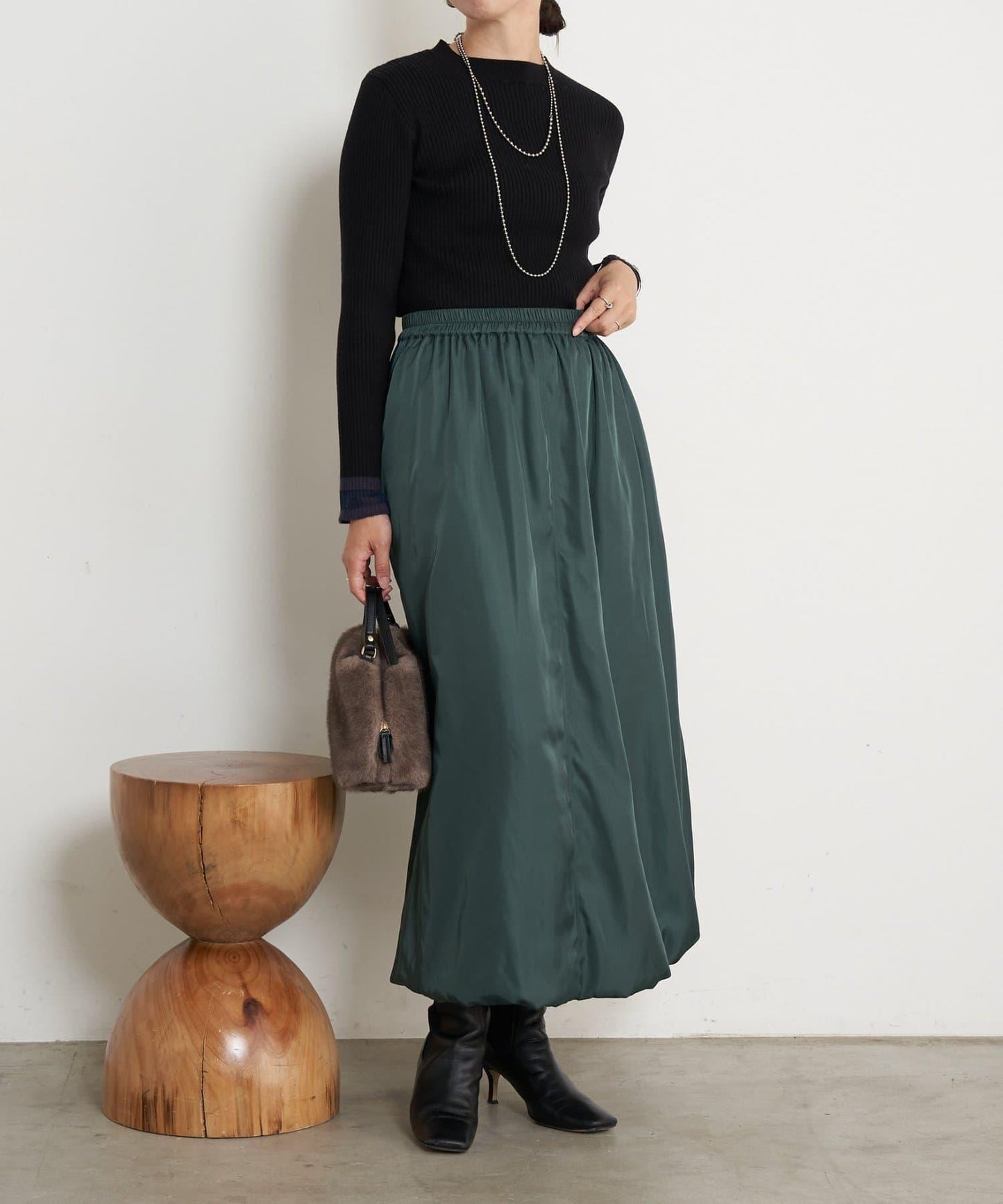 袖部透視拼接羅紋針織衫