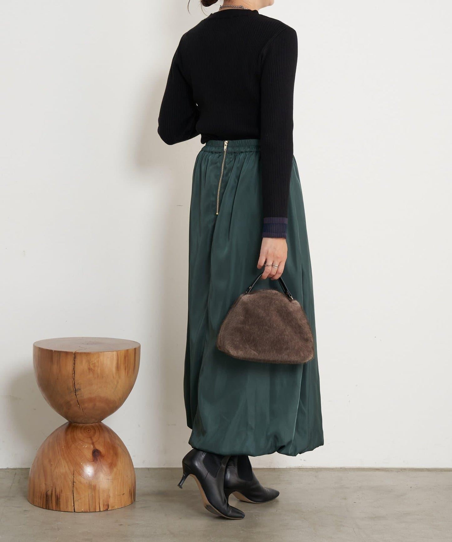 袖部透視拼接羅紋針織衫