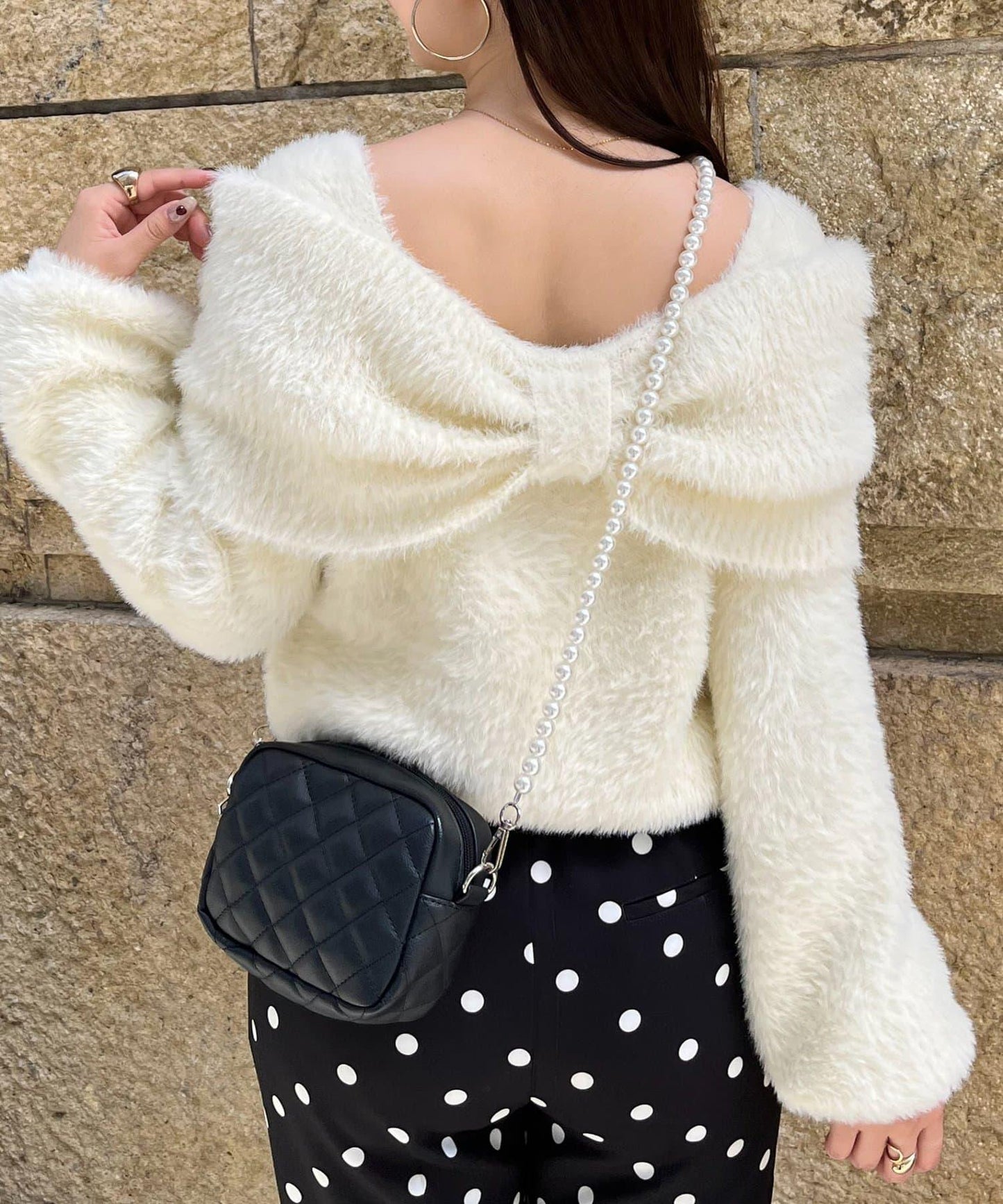 【前後兩穿】一字肩蝴蝶結毛絨針織衫