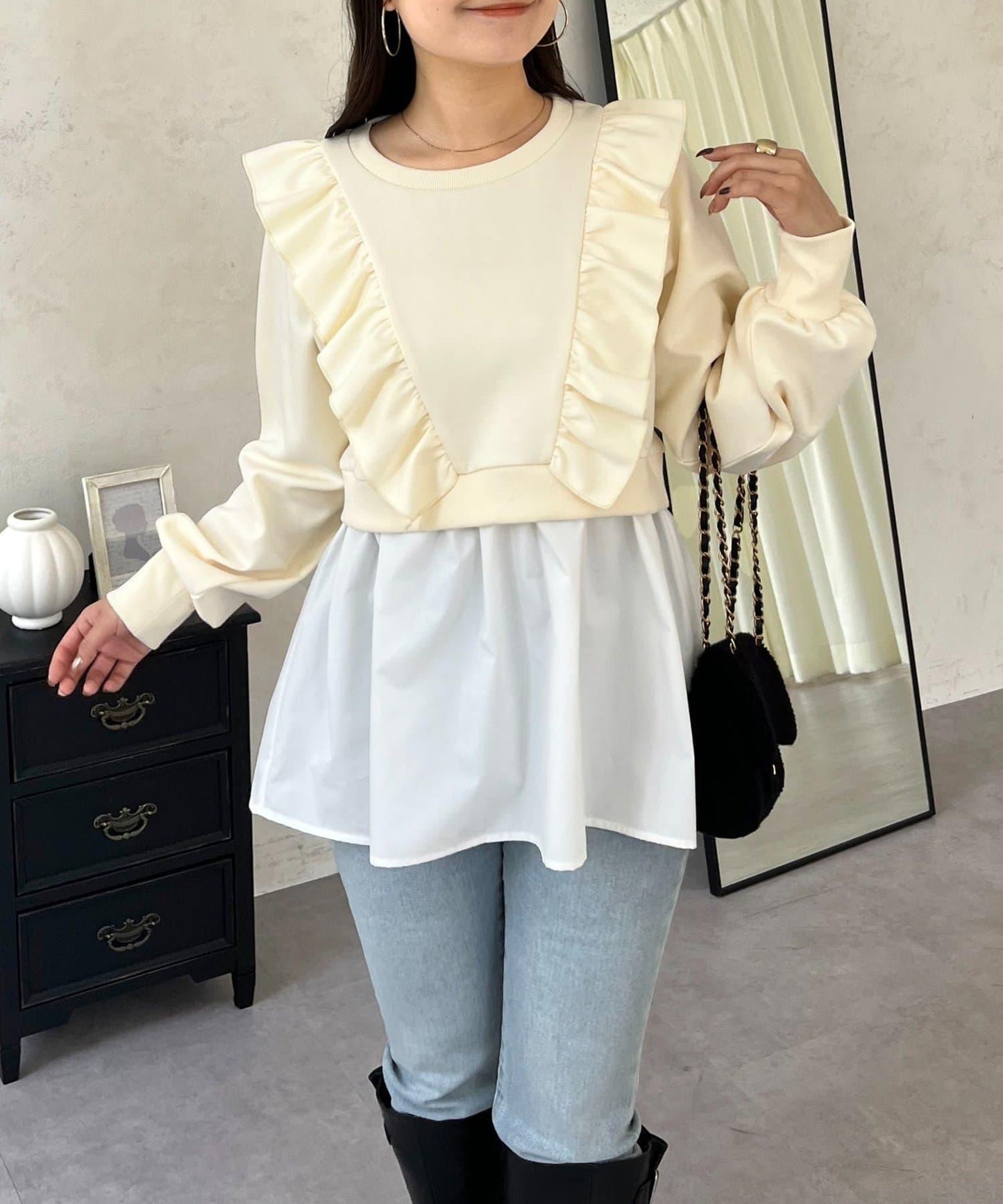 荷葉邊拼接荷葉下襬衛衣