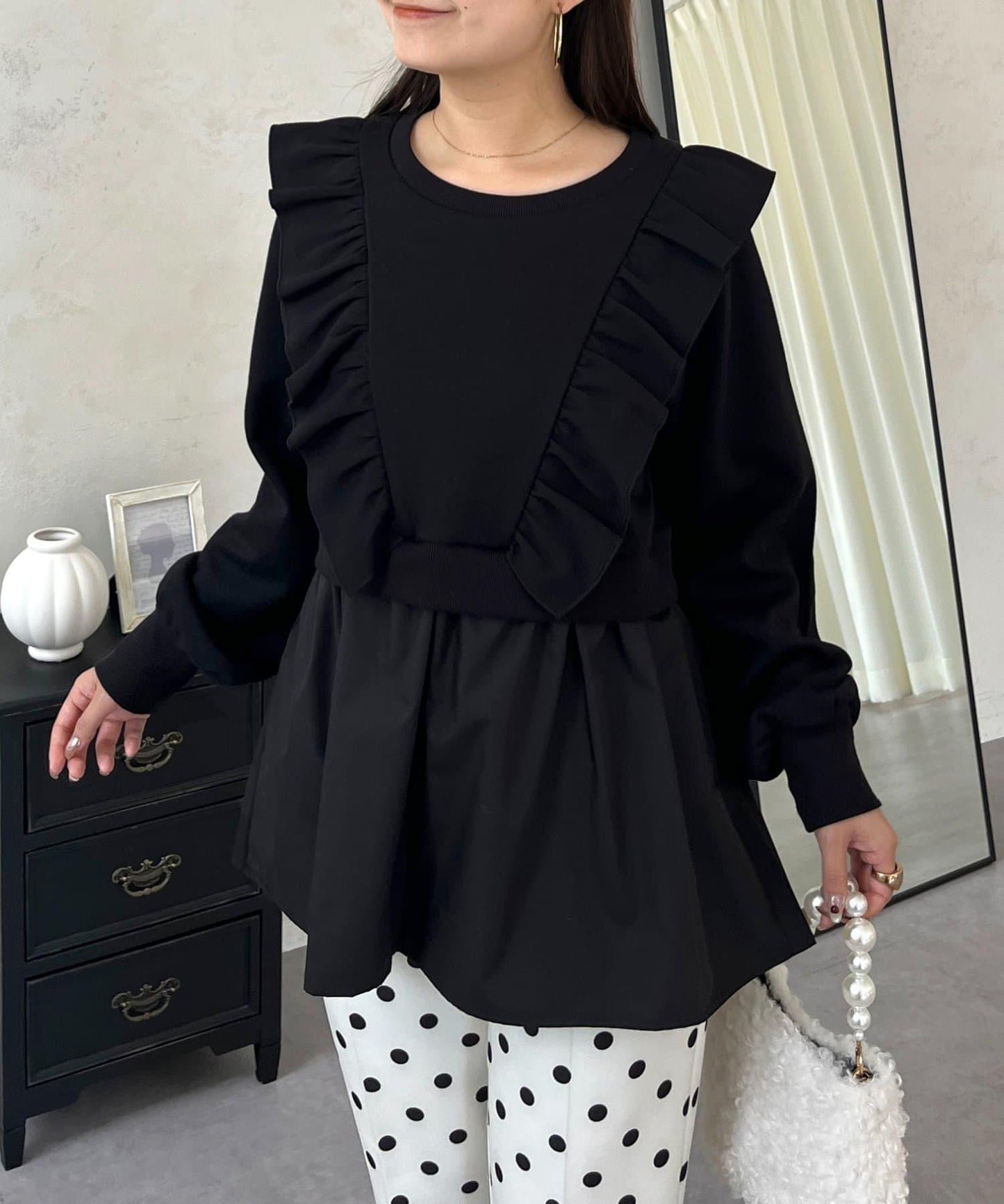 荷葉邊拼接荷葉下襬衛衣