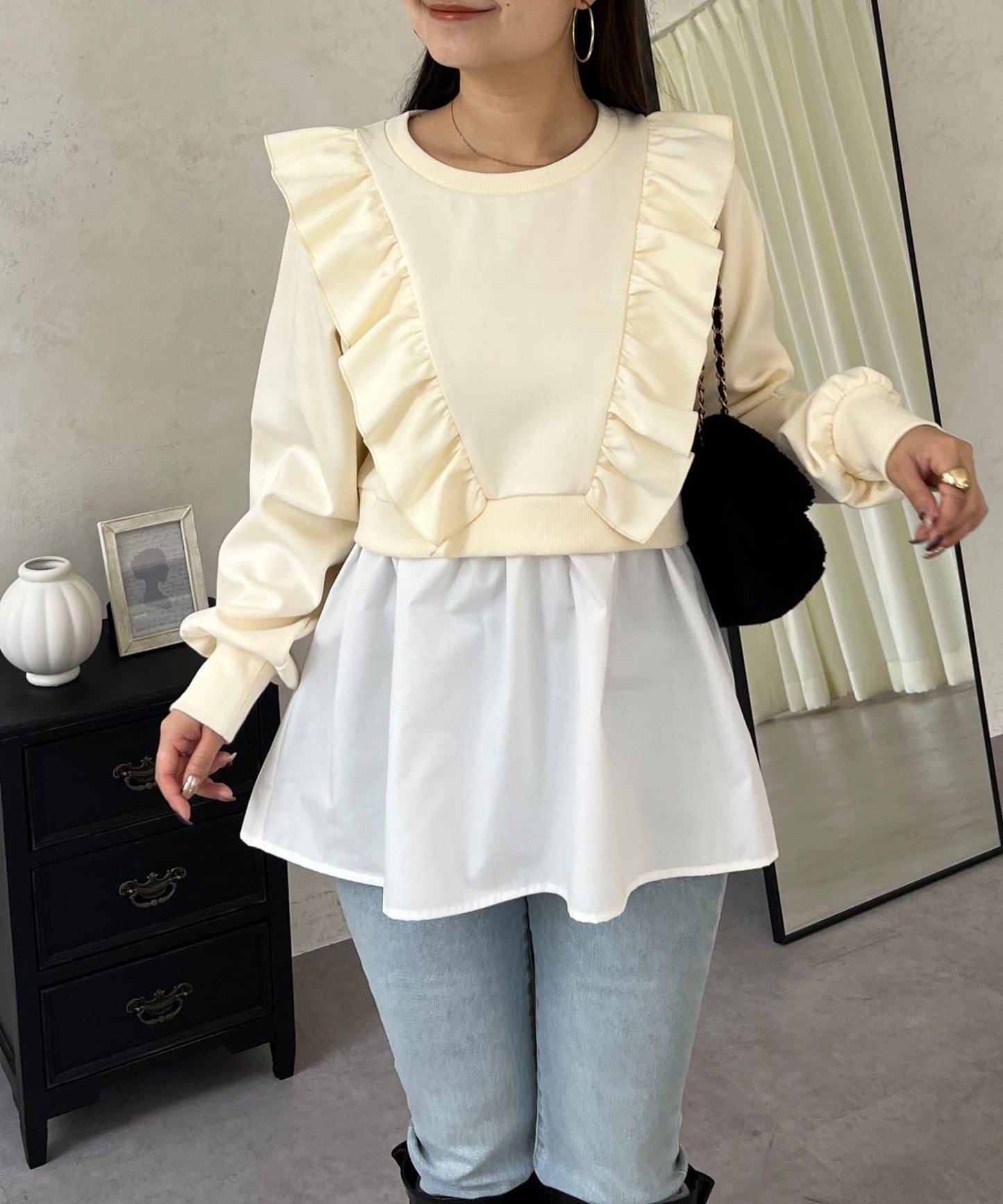 荷葉邊拼接荷葉下襬衛衣