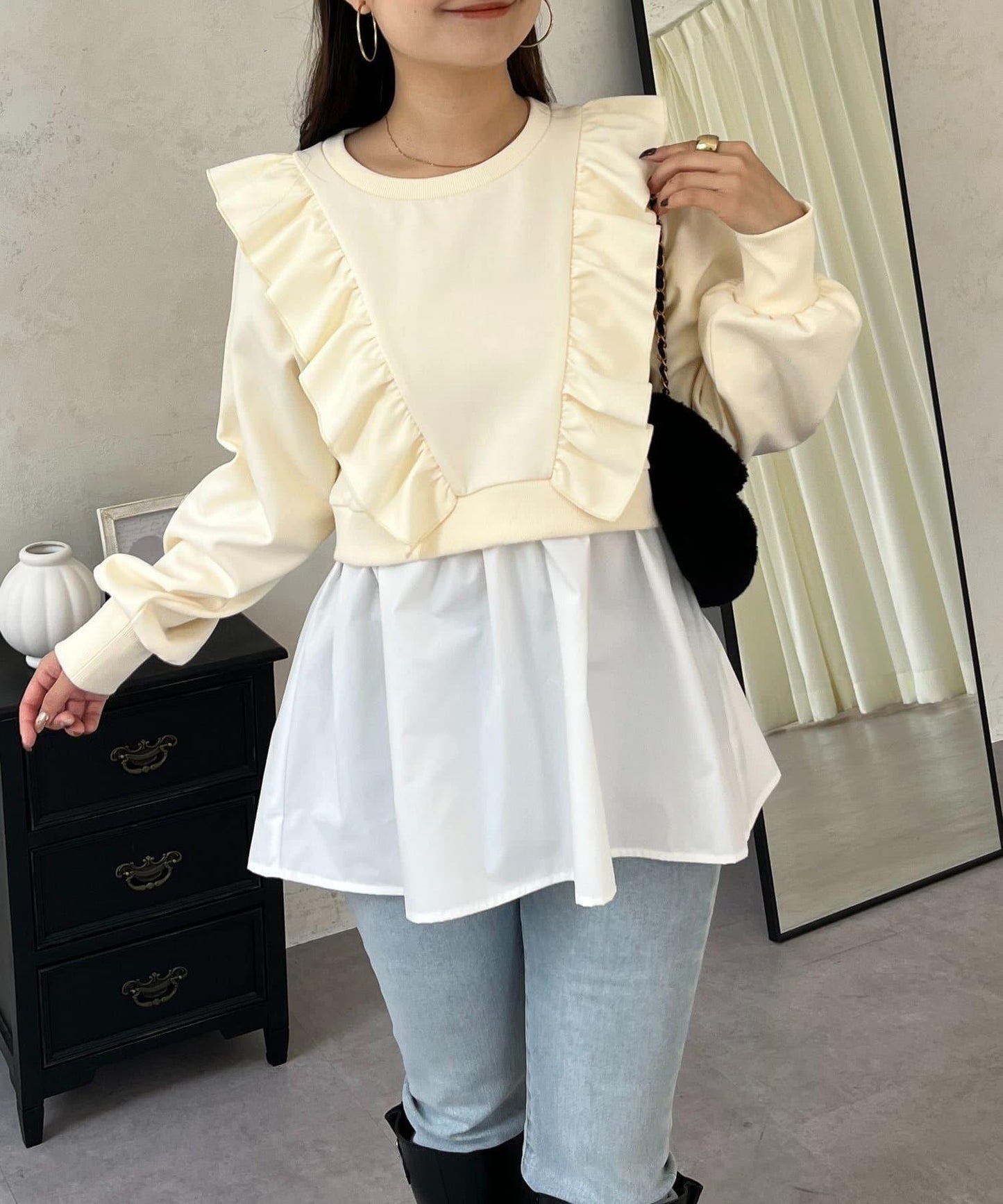 荷葉邊拼接荷葉下襬衛衣