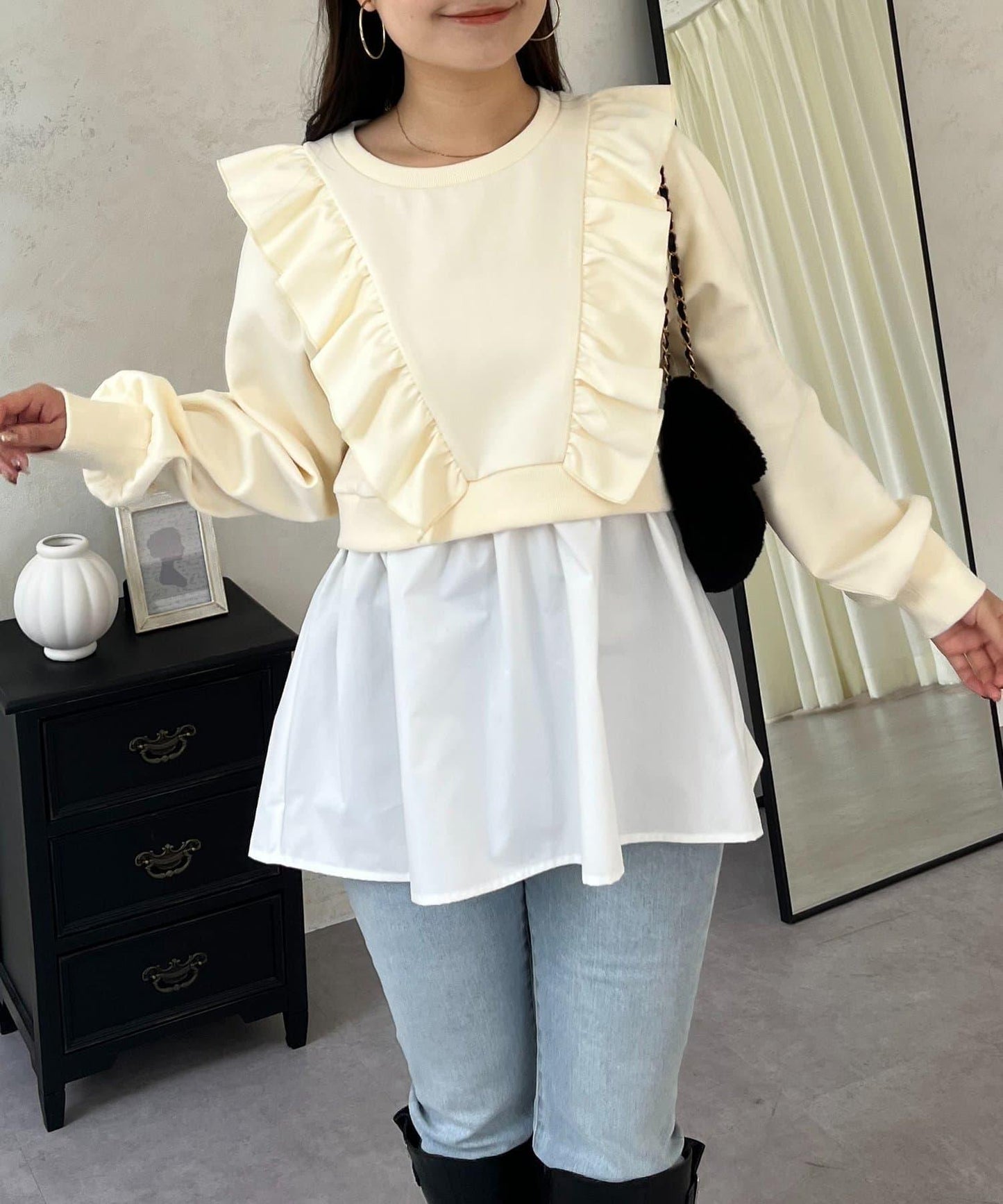 荷葉邊拼接荷葉下襬衛衣