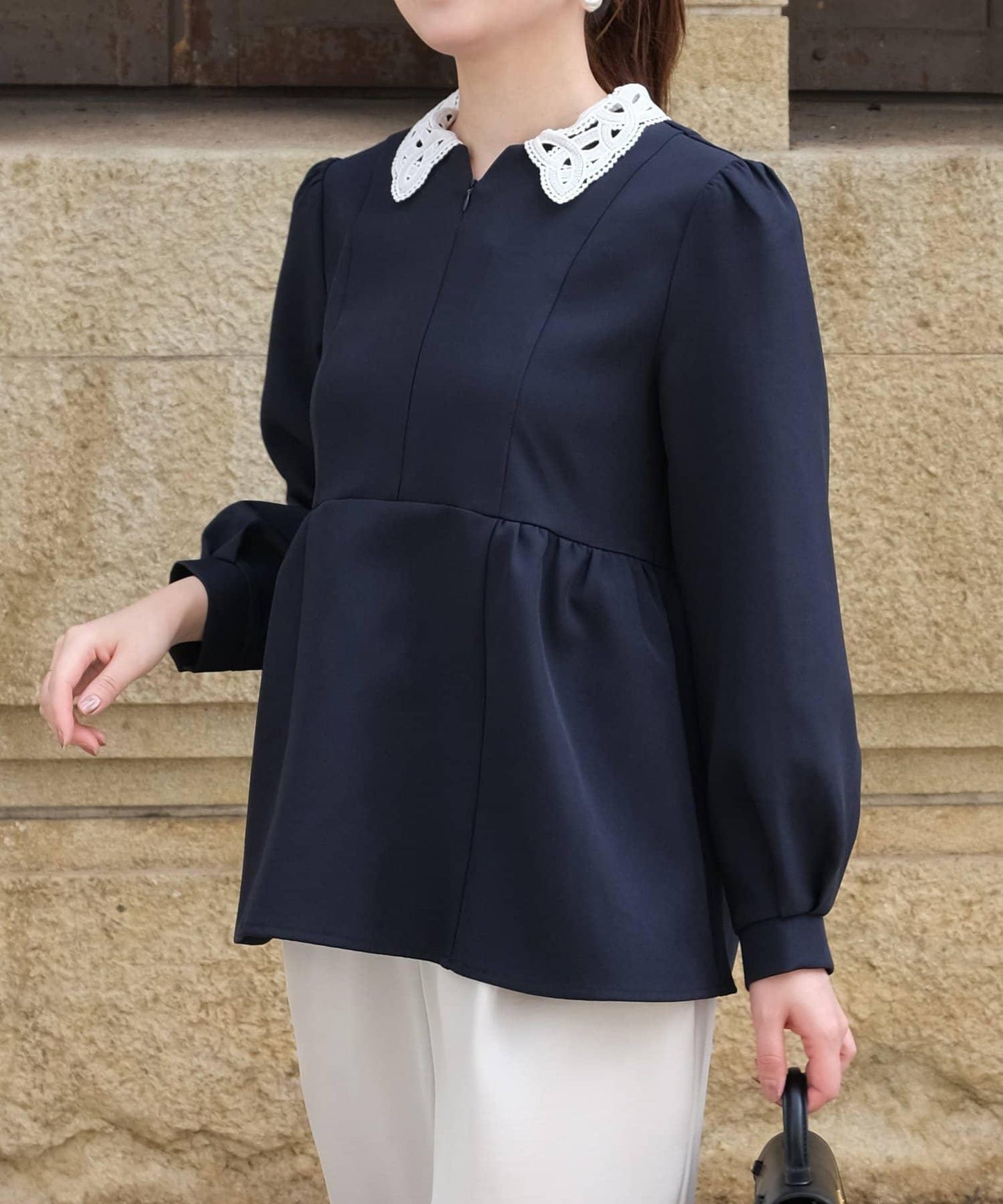 【MAYURI企畫】【適合正式場合】可拆卸領前拉鍊荷葉邊下襬襯衫