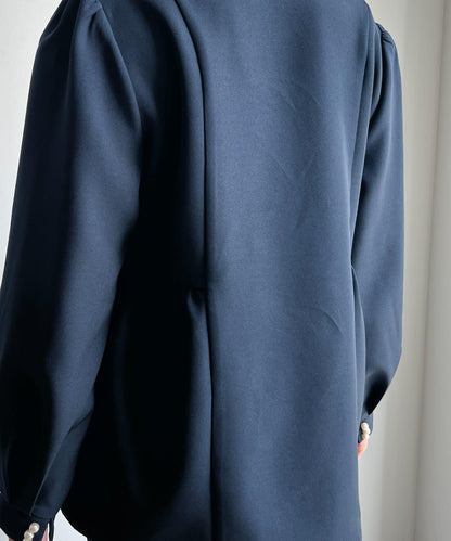 【MAYURI企畫】【適合正式場合】可拆卸領前拉鍊荷葉邊下襬襯衫