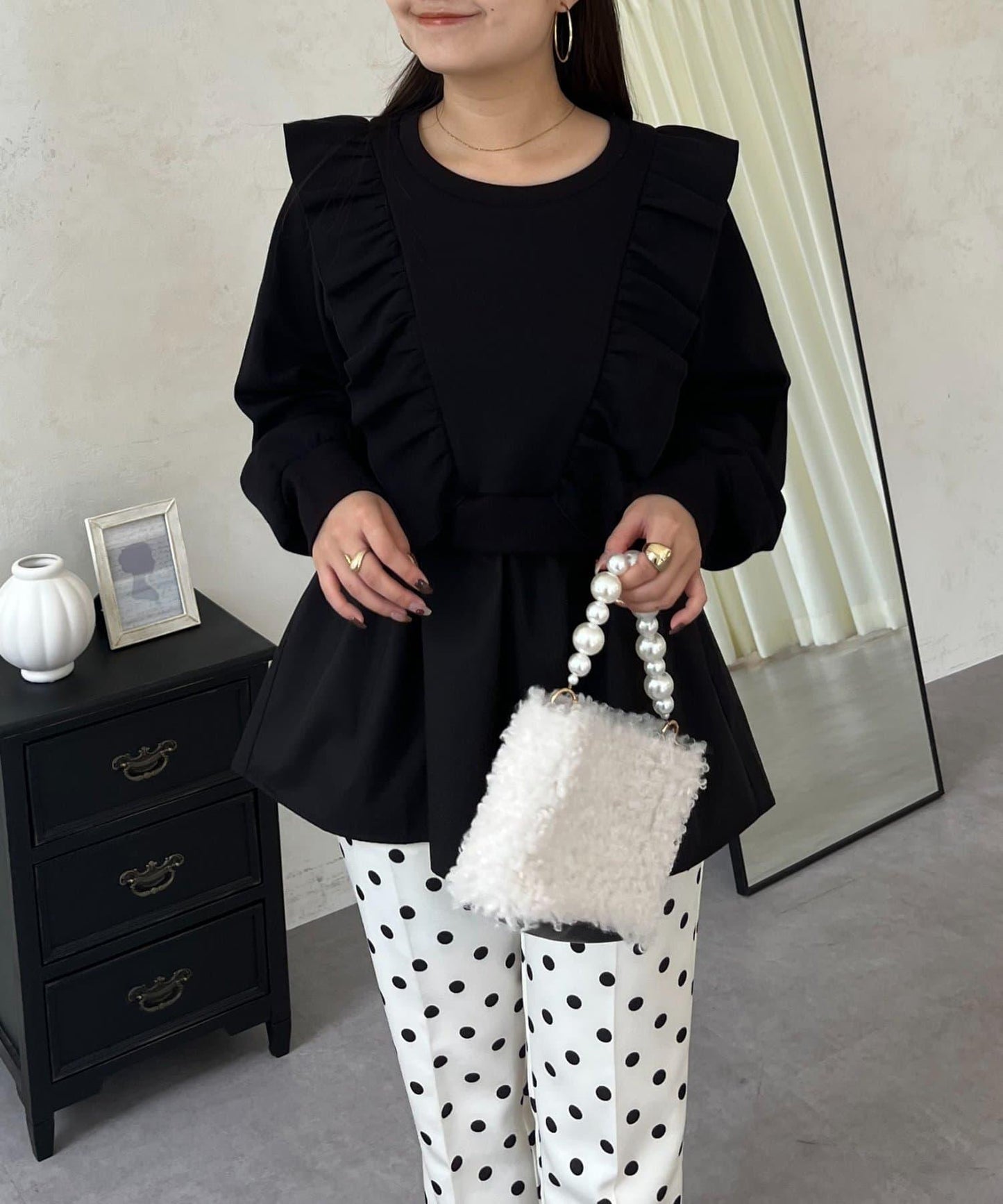 荷葉邊拼接荷葉下襬衛衣