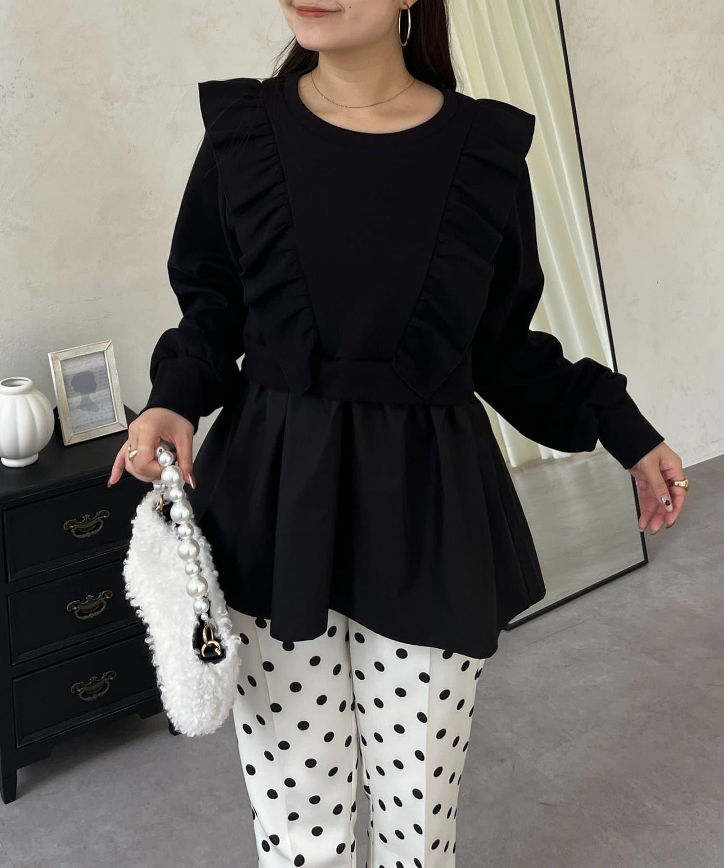 荷葉邊拼接荷葉下襬衛衣