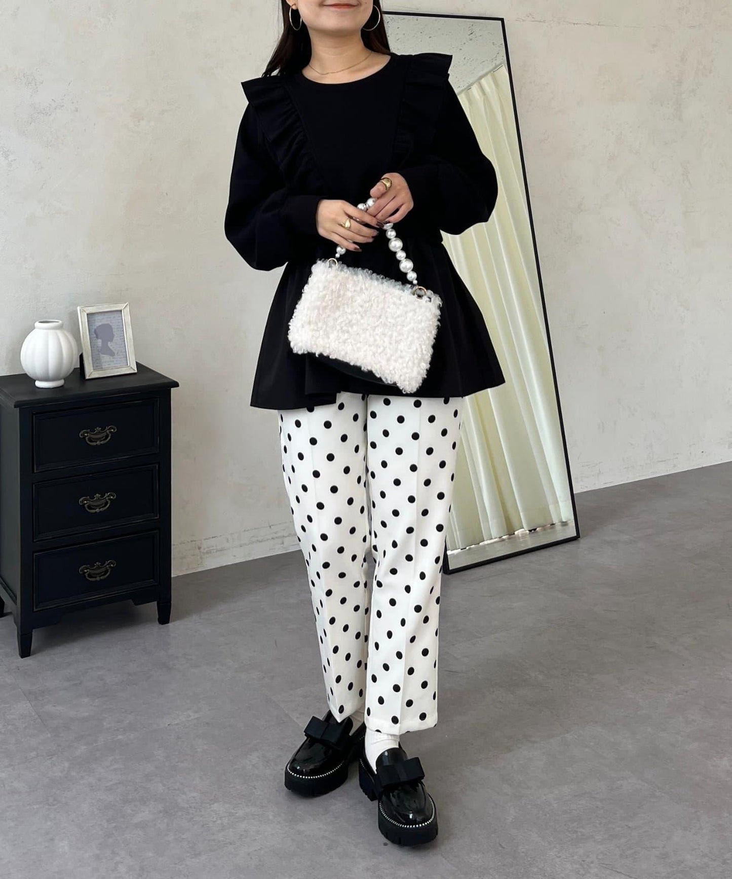 荷葉邊拼接荷葉下襬衛衣