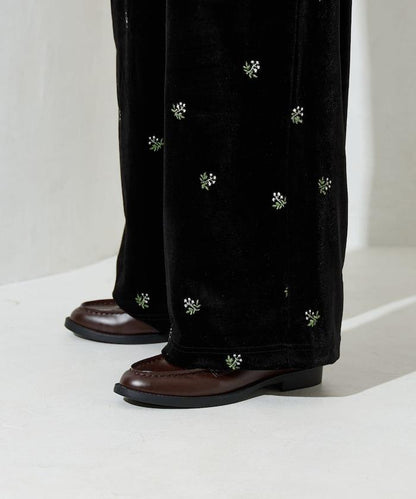 天鵝絨花卉刺繡休閒褲
