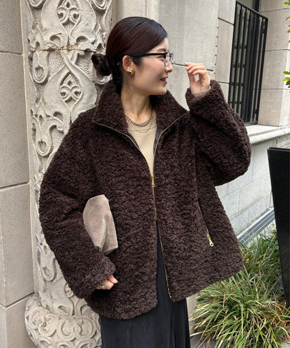 【インフルエンサーOKOCHI企畫】羊羔絨短夾克