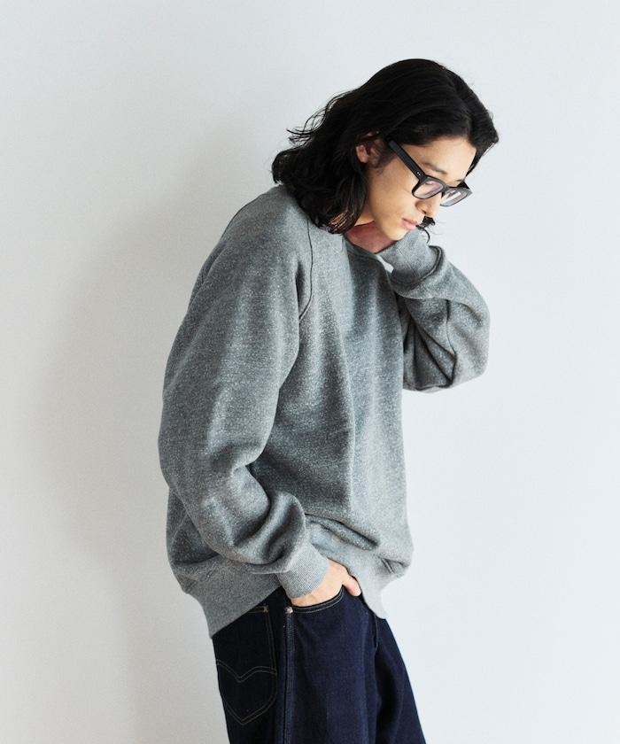 COMFORT HEATHER 復古風格內刷毛插肩圓領衛衣