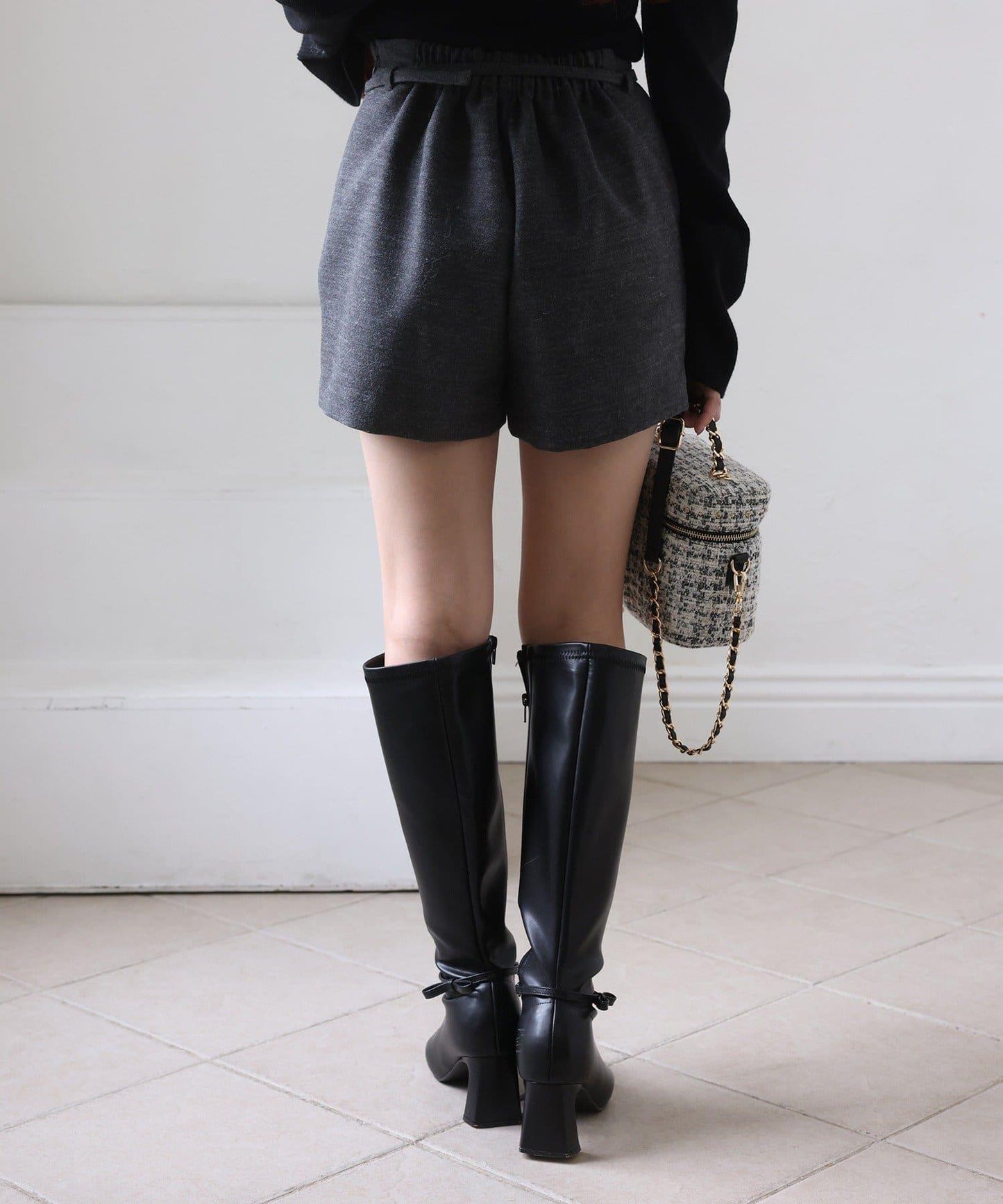 配腰帶休閒短褲