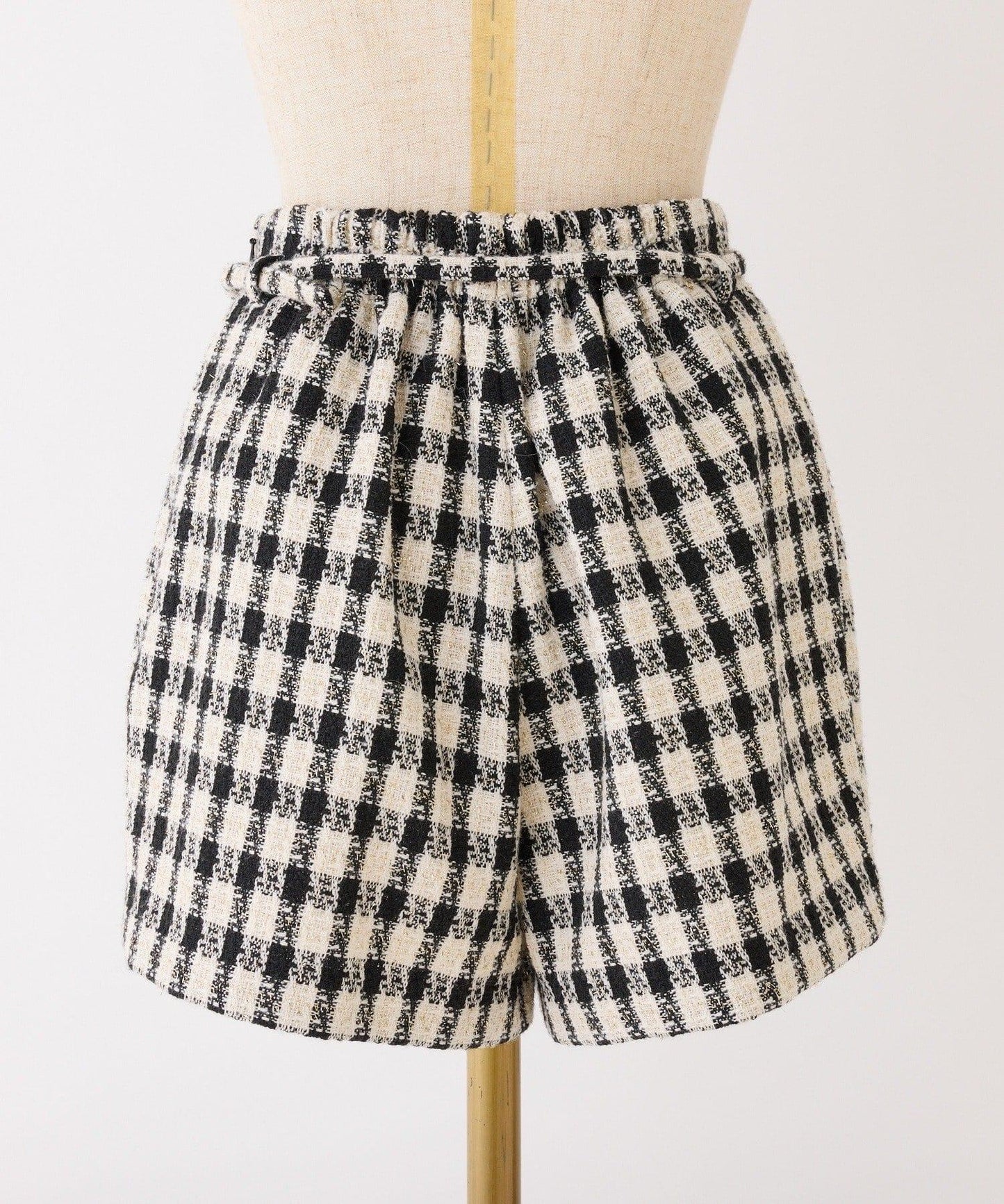 配腰帶休閒短褲