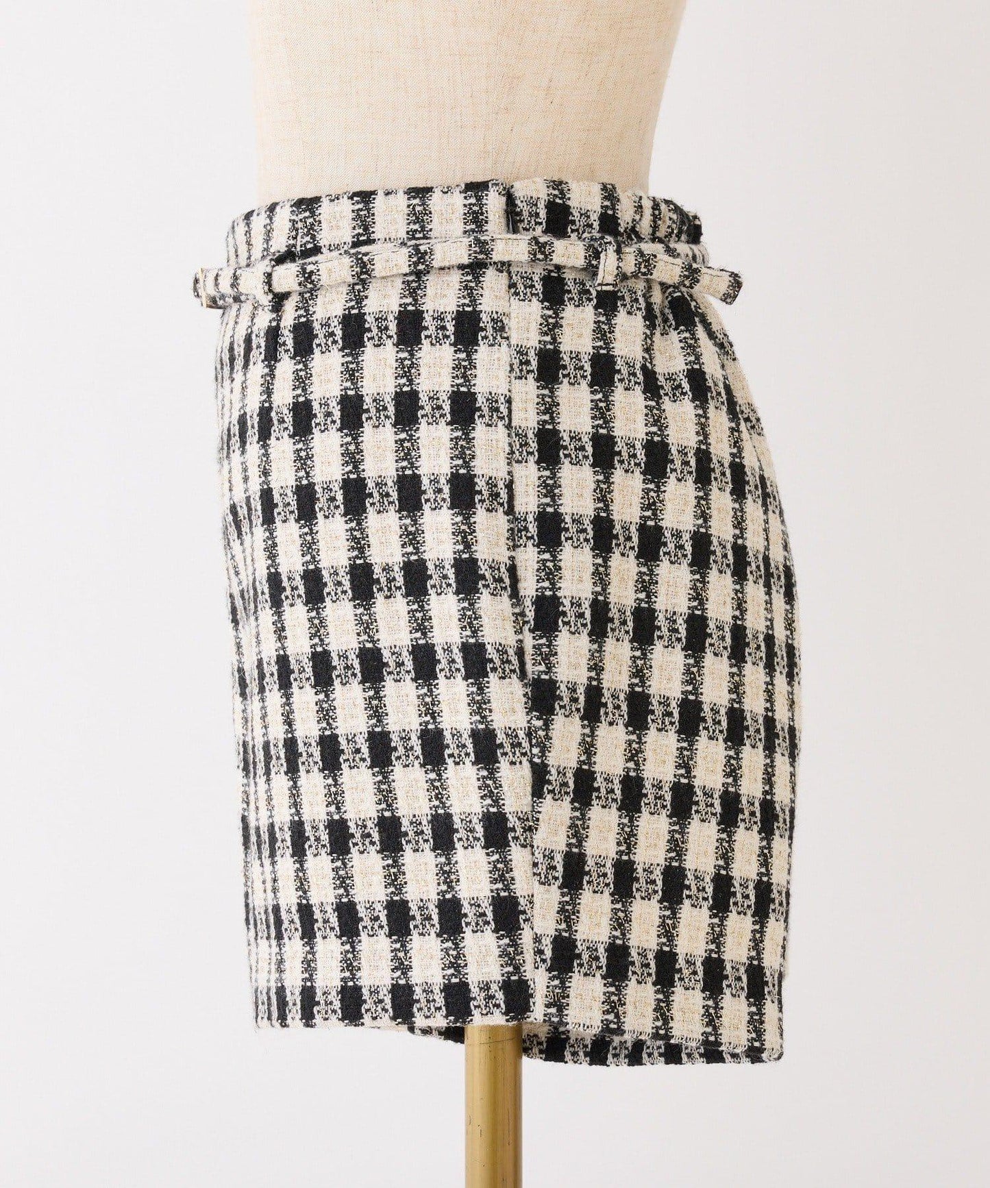 配腰帶休閒短褲