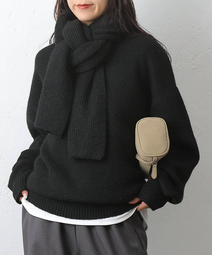 圓領針織衫配圍巾