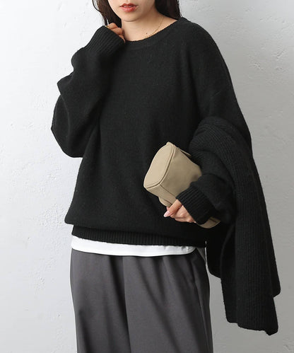 圓領針織衫配圍巾