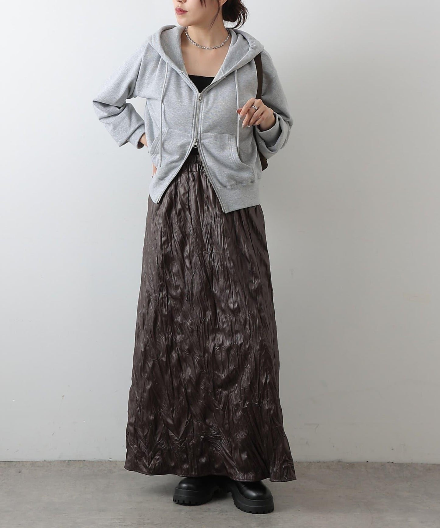 仿皮褶皺半身裙